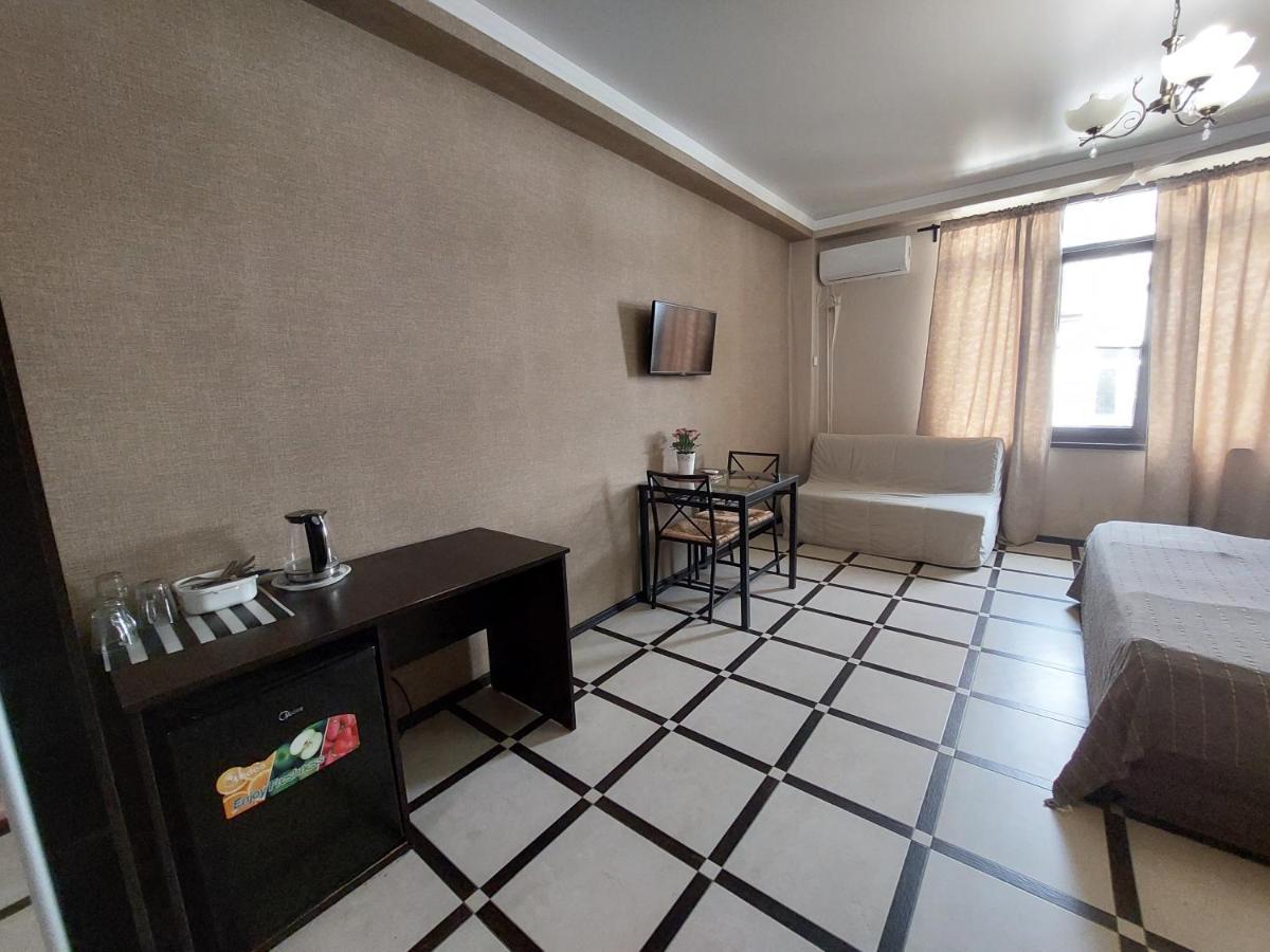 Амир Hotel Gagra Buitenkant foto